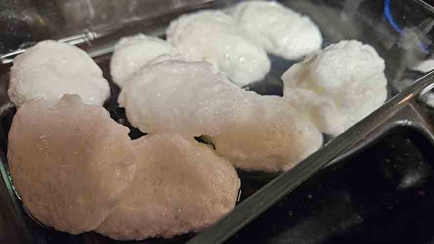 Cooked Meringue Dumplings